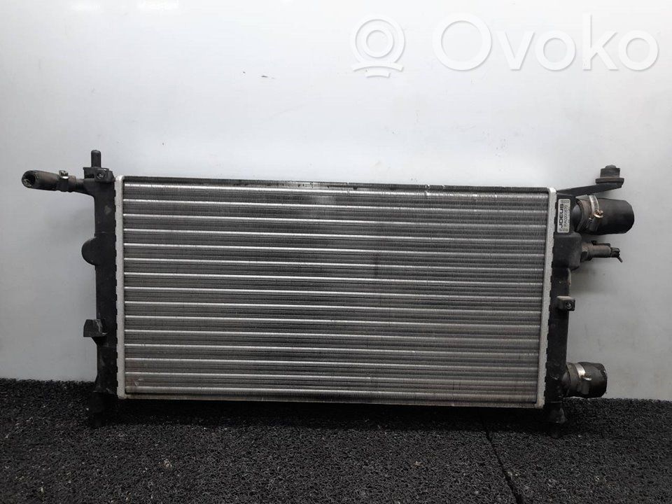 Opel Corsa B Jäähdyttimen lauhdutin 