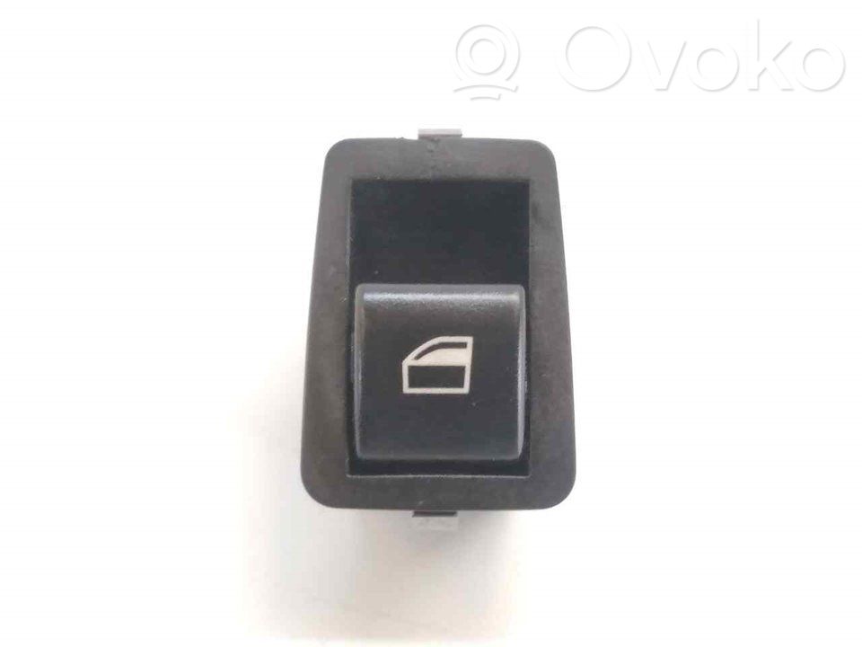 Electric window control switch   6902174