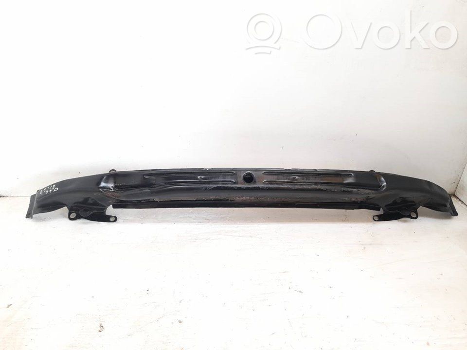 Soporte del parachoques delantero