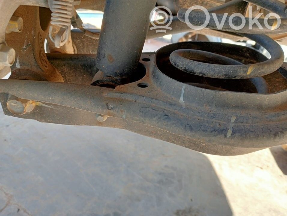 Brazo de suspensión trasero