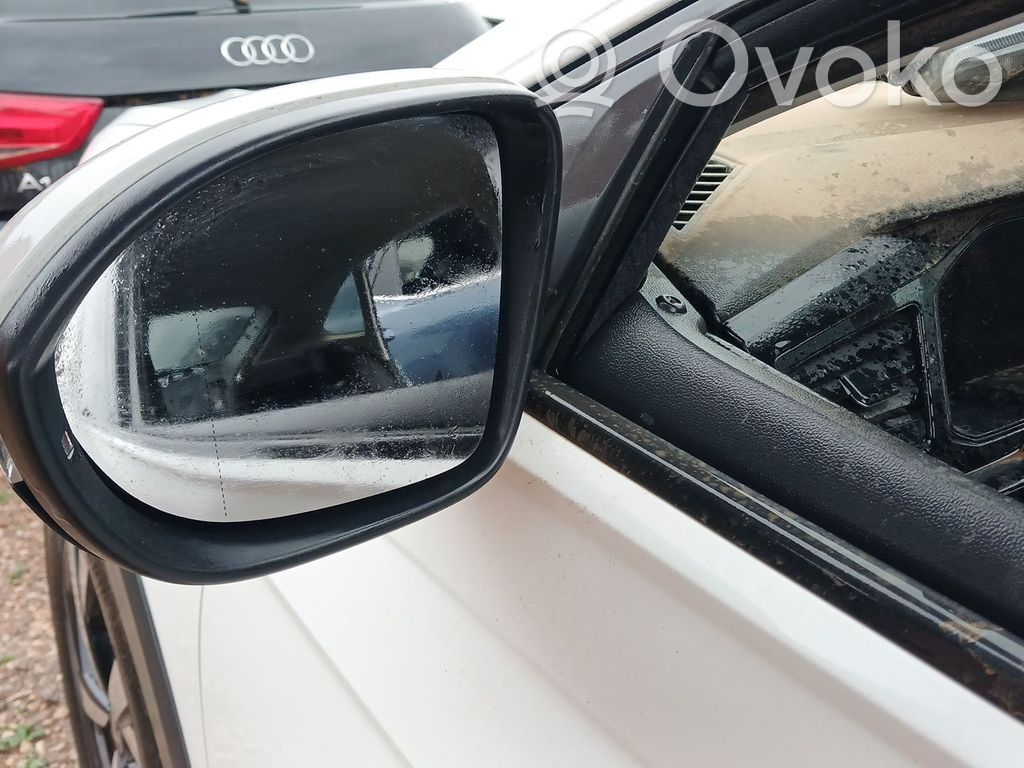 Volkswagen Taigo Elektryczne lusterko boczne drzwi przednich 