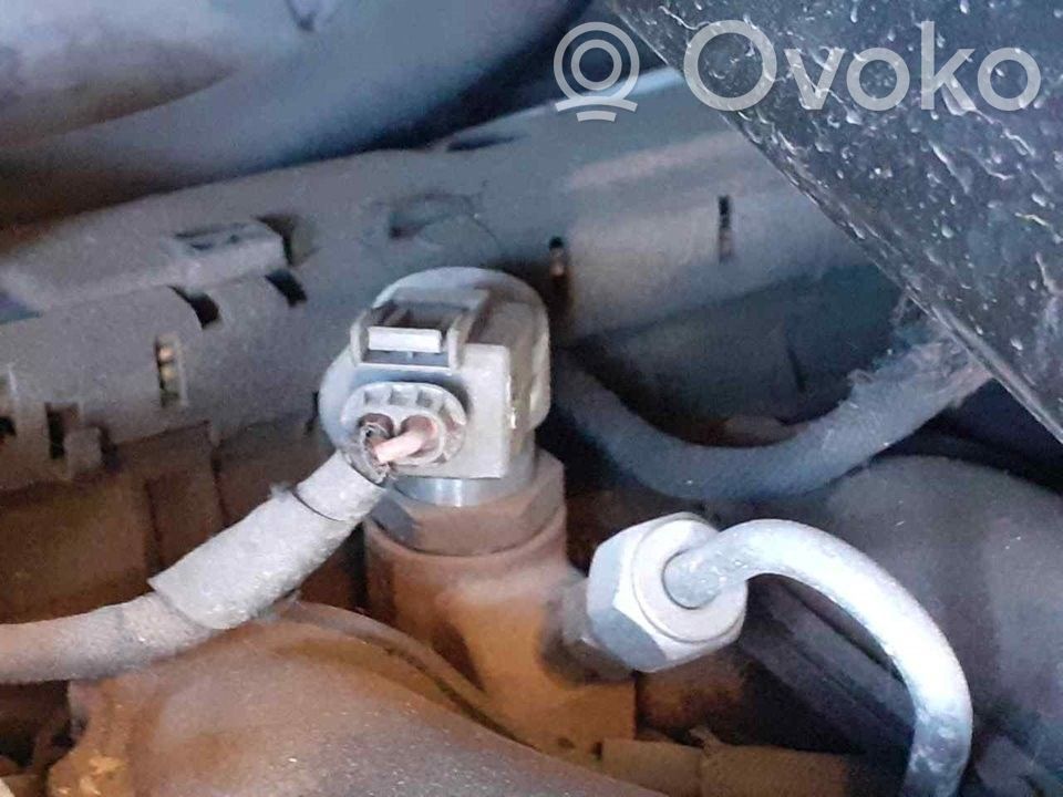 Inyector de combustible
