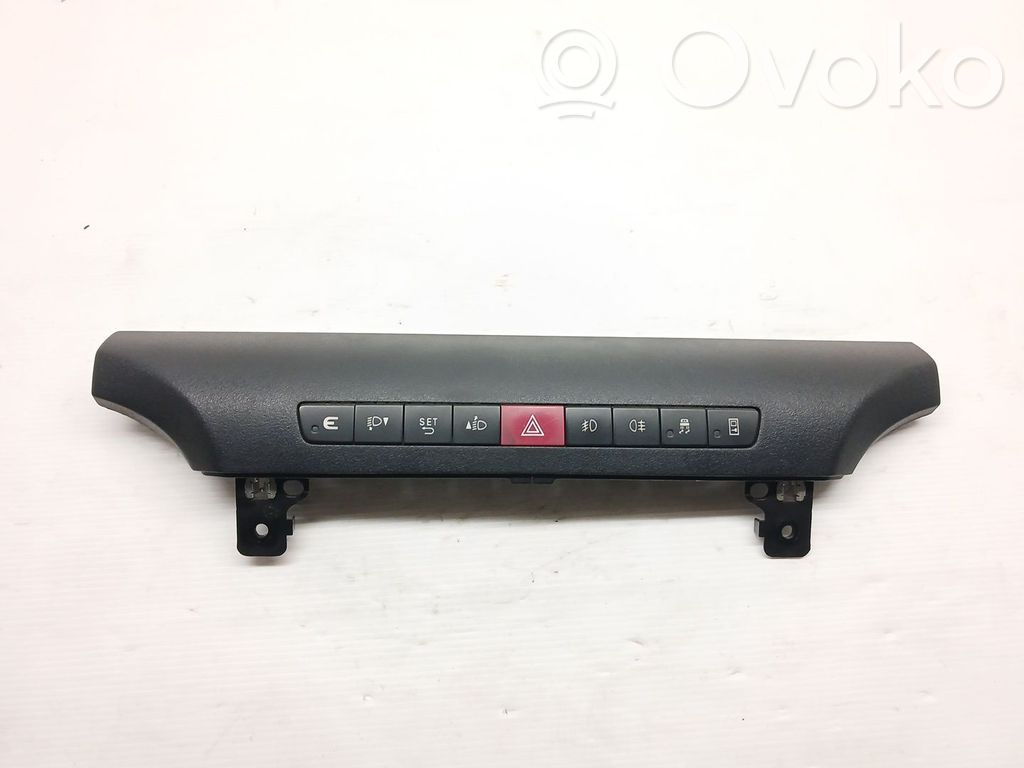 Iveco Daily 6th gen Botón interruptor de luz de peligro 