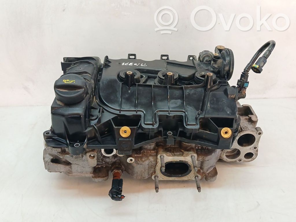 Peugeot 208 I Culata del motor 