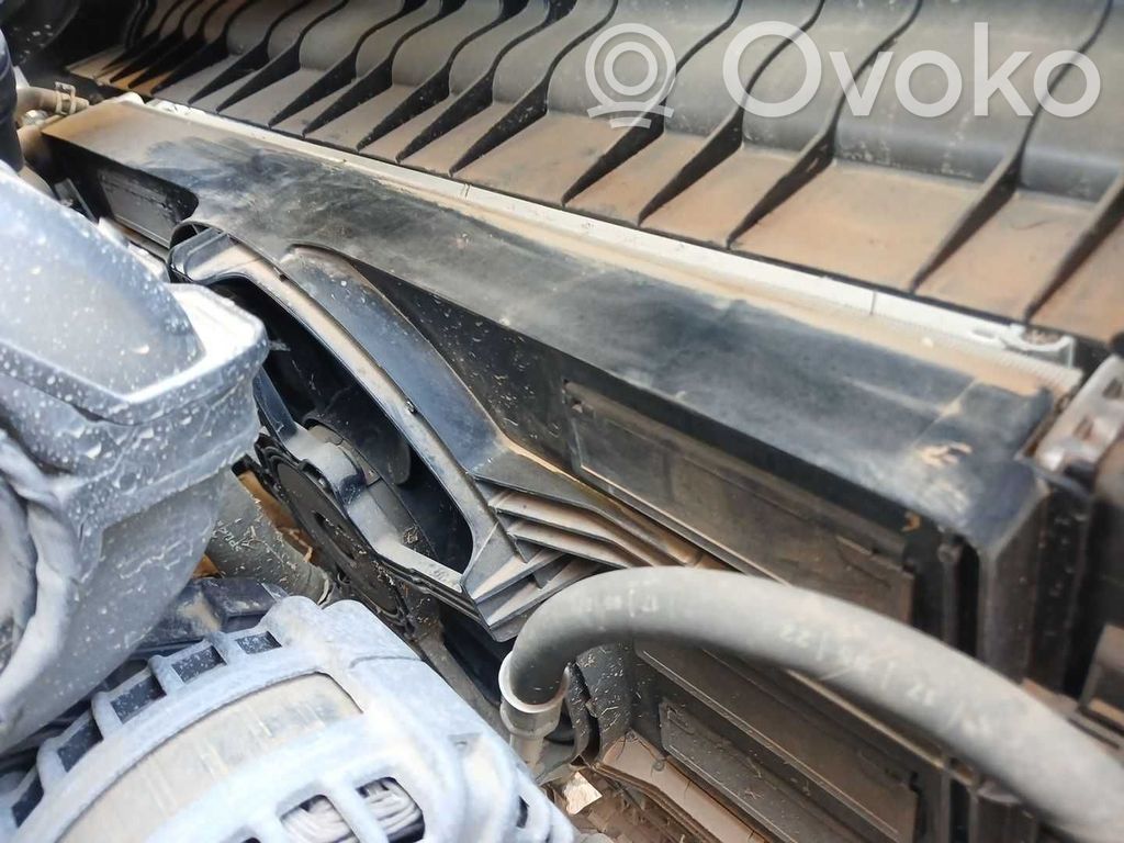 Skoda Fabia Mk4 (6VA) Ventilator electric răcire radiator