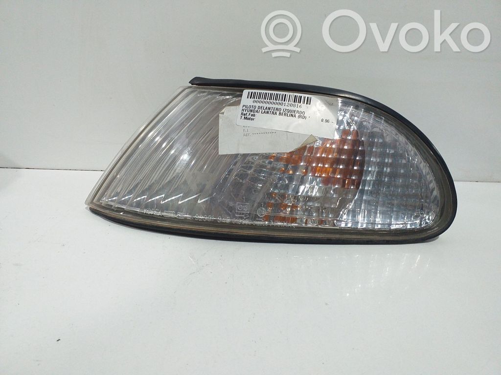 Hyundai Lantra II Headlight/headlamp 