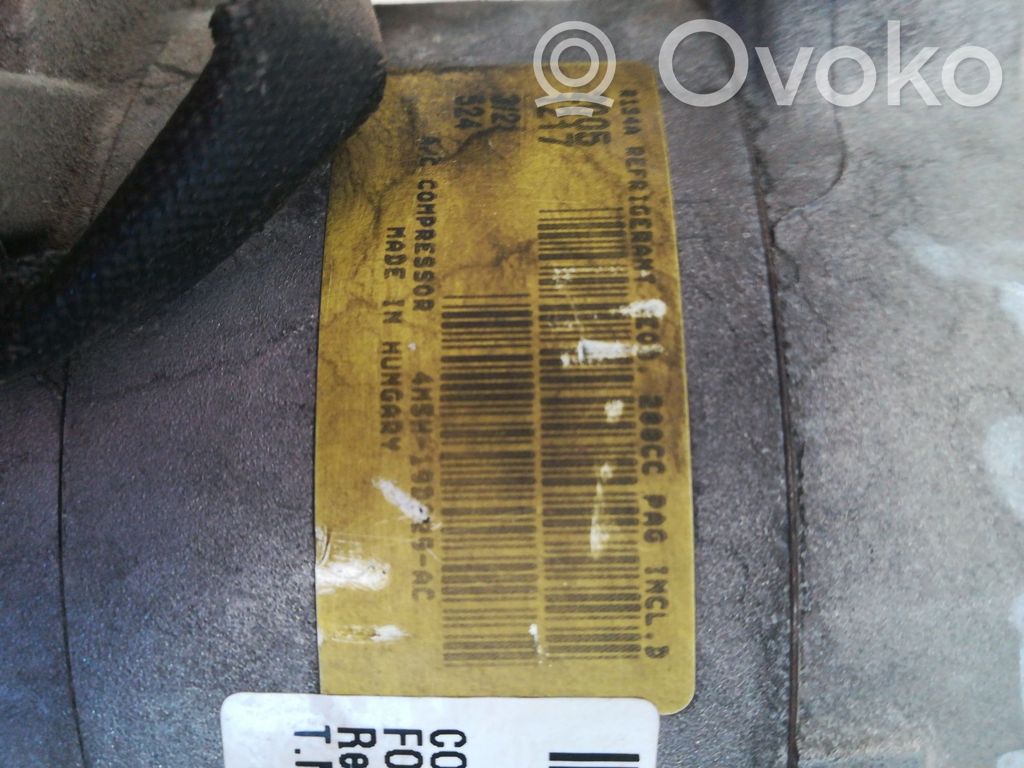 Ilmastointilaitteen kompressorin pumppu (A/C)   4M5H19D629AC
