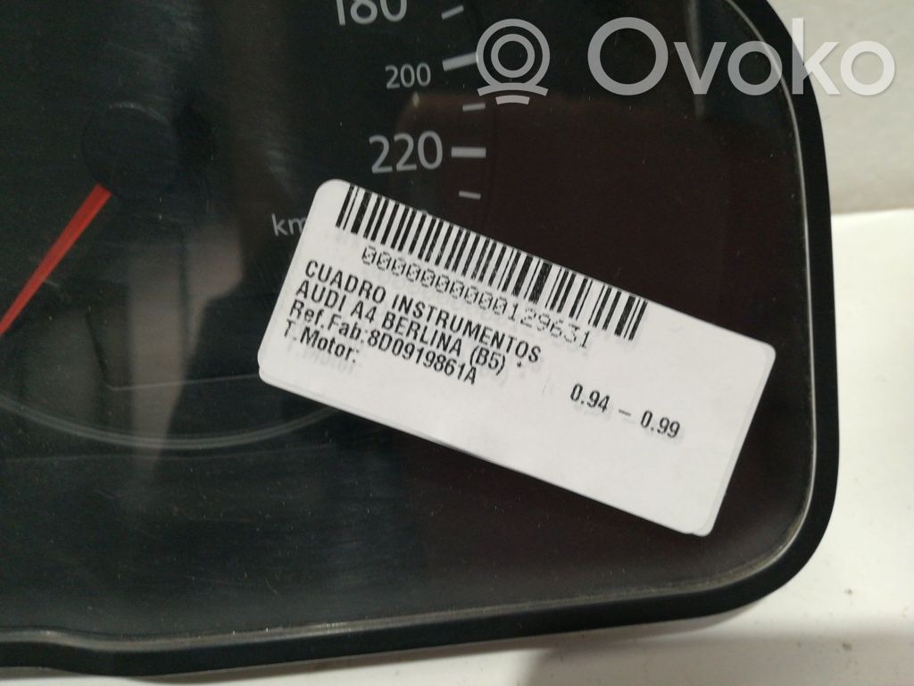 Audi A4 S4 B5 8D Tachimetro (quadro strumenti)