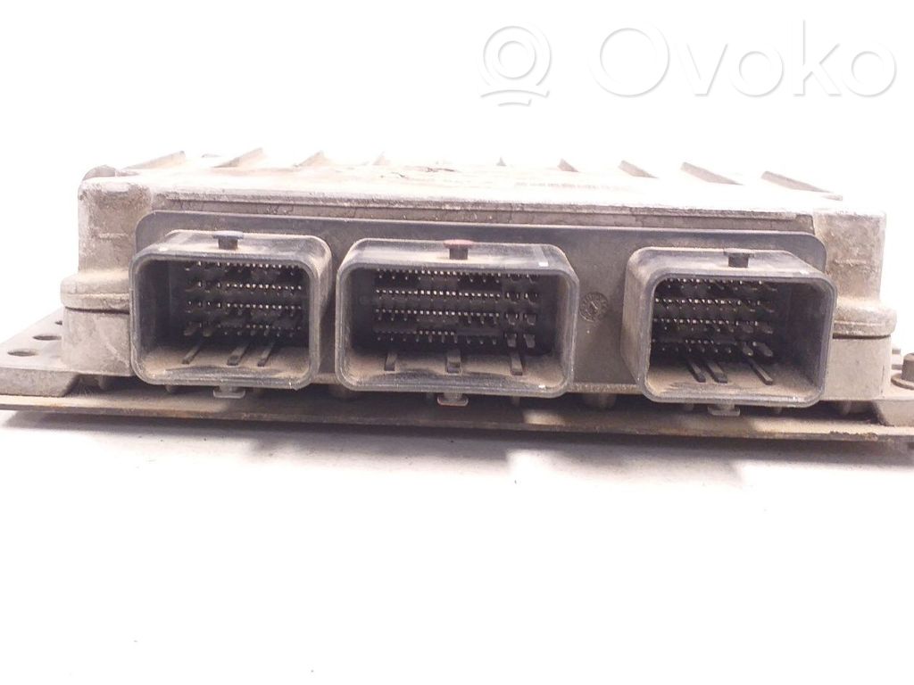 Engine control unit/module   SW9647166880