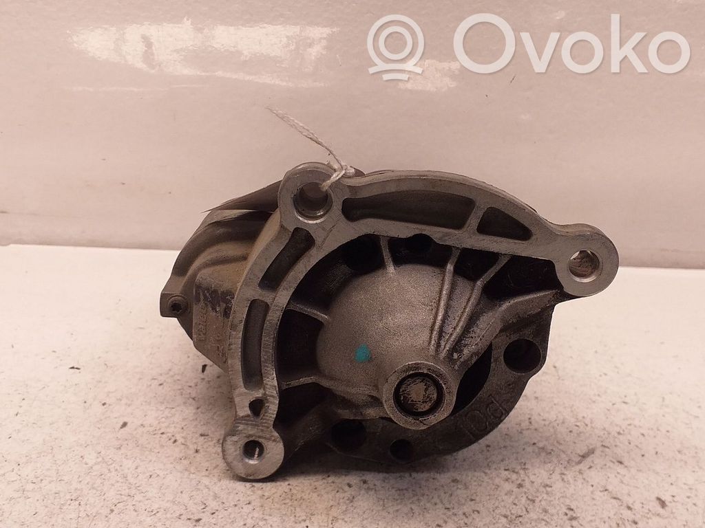 Motor de arranque   D6RA100
