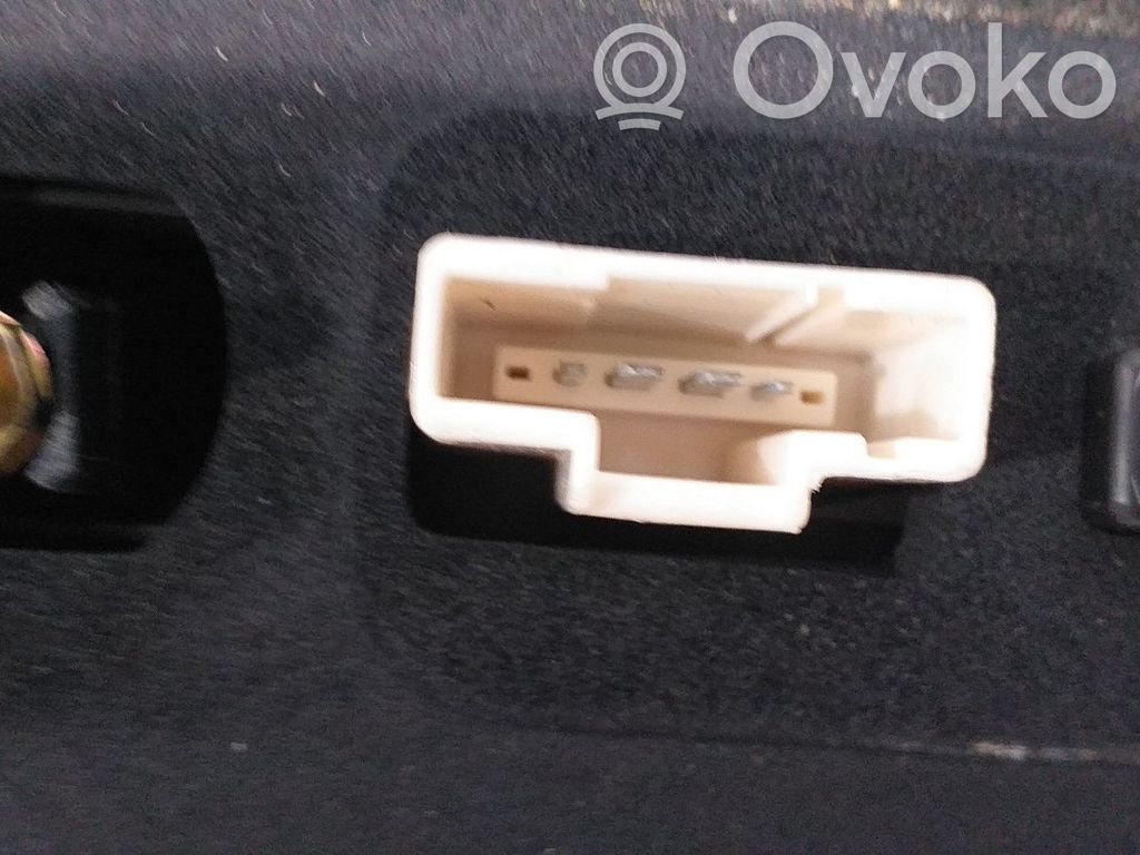Citroen C5 Lampă spate în capacul portbagajului 