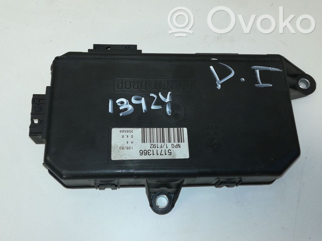 Unité de commande / module de verrouillage centralisé porte   51711366