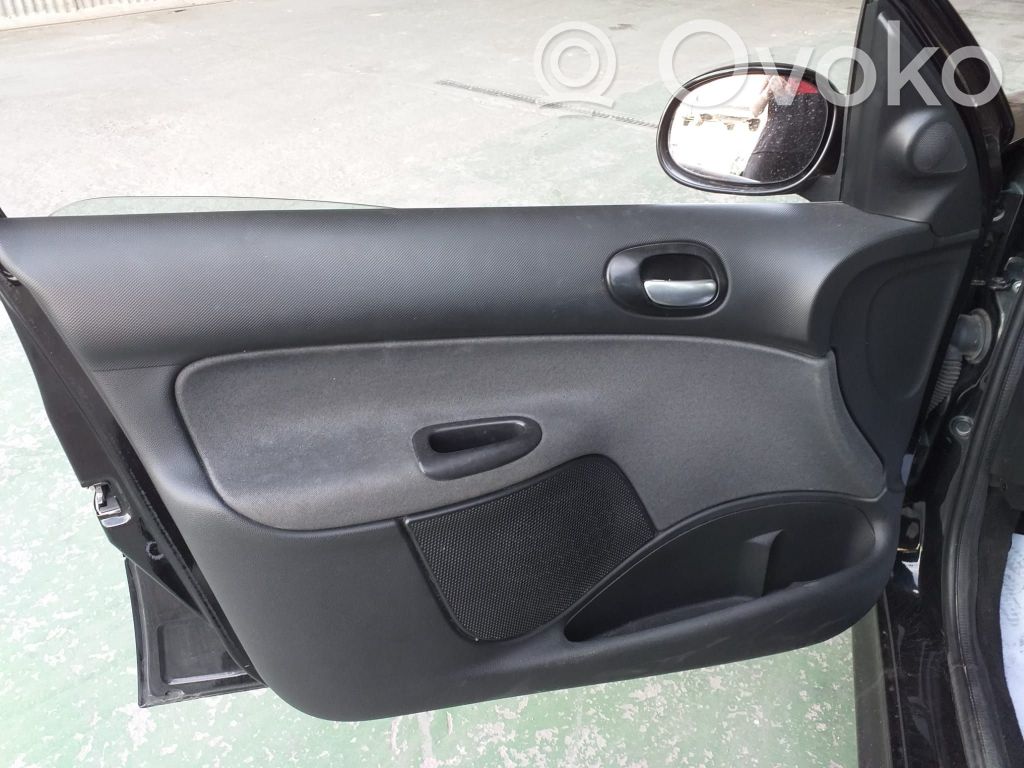Regulador de puerta delantera con motor
