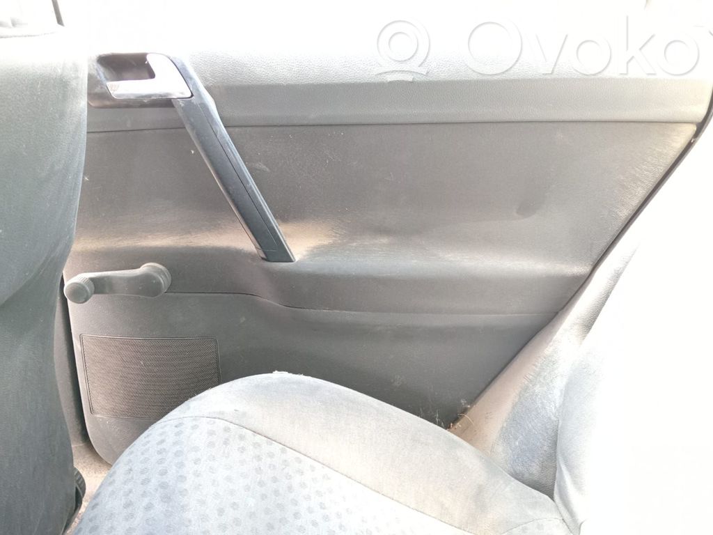 Takaoven verhoilu