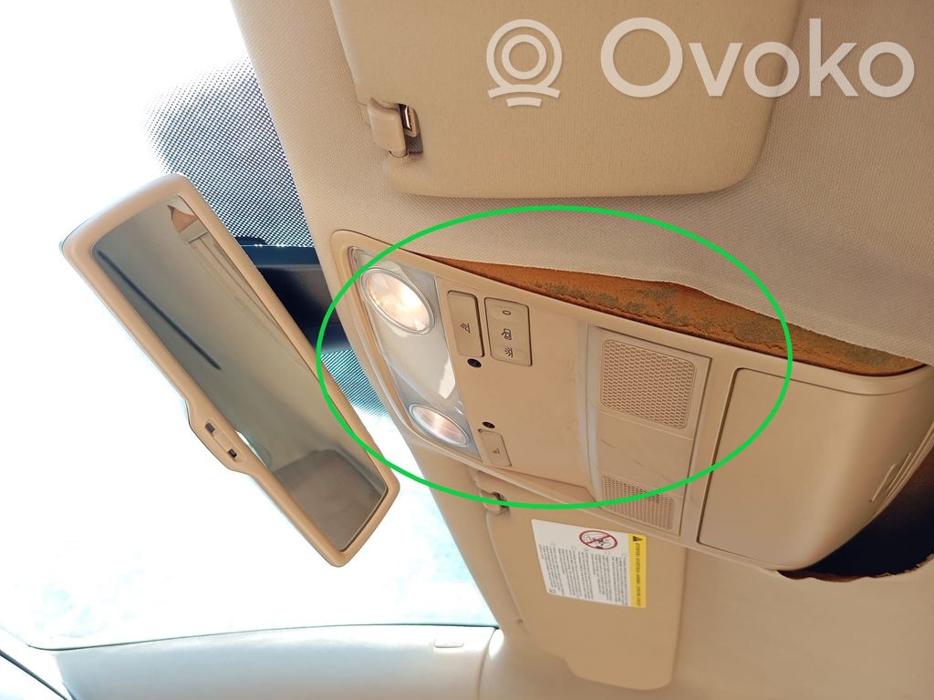 Luz del asiento delantero