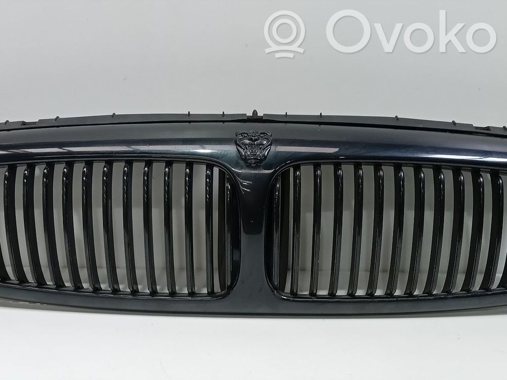 Jaguar X-Type Front grill 