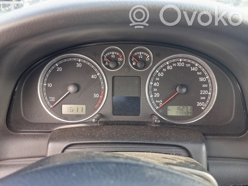 Geschwindigkeitsmesser Cockpit   3B0920