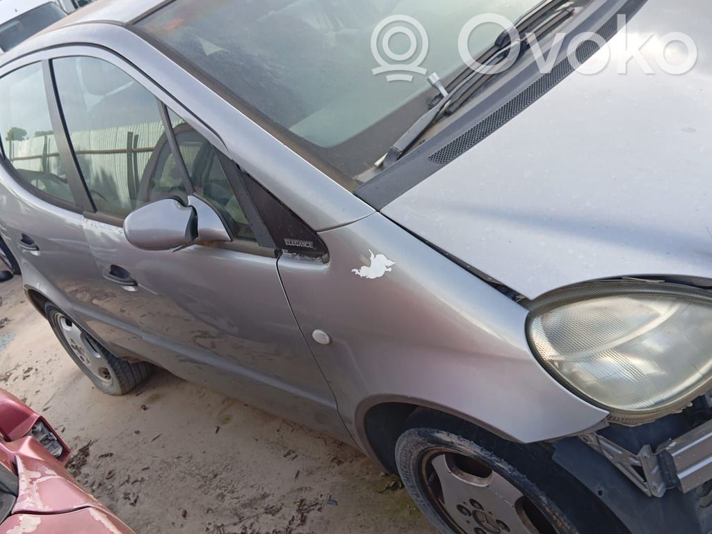 Mercedes-Benz A W168 Macara geam spate manuală