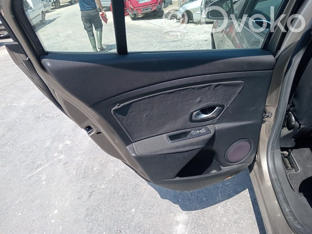 Macara geam spate manuală
