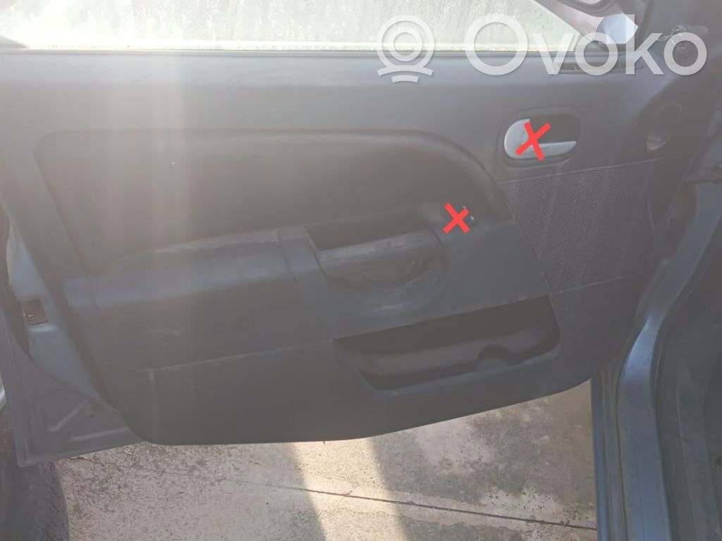 Ford Fiesta Rivestimento del pannello della portiera anteriore