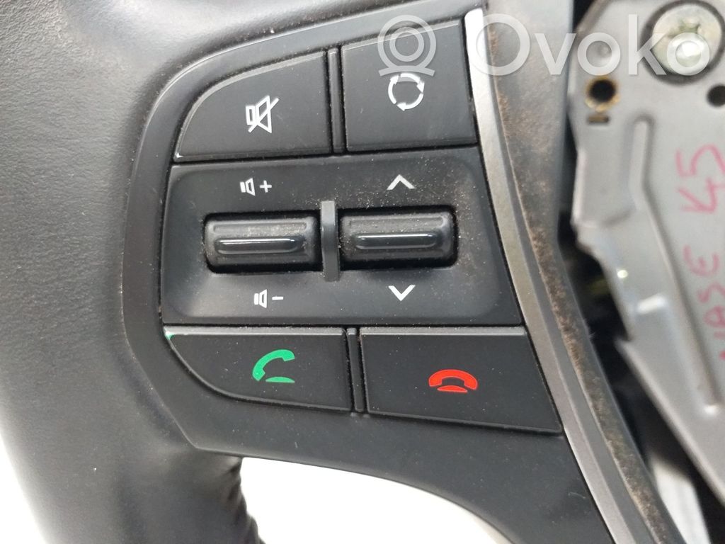 Volante   C8160TRY
