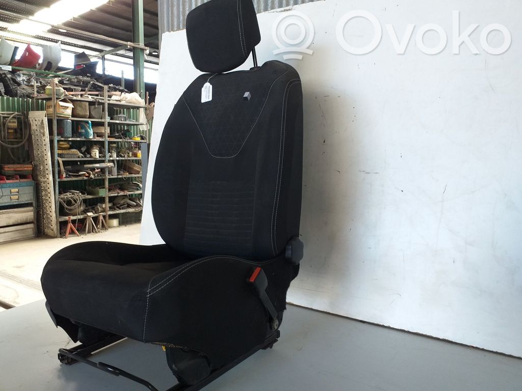 Renault Clio IV Sedile anteriore del passeggero
