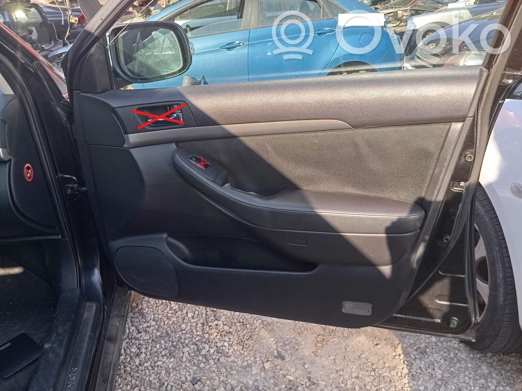 Toyota Avensis T250 Garniture de panneau carte de porte avant