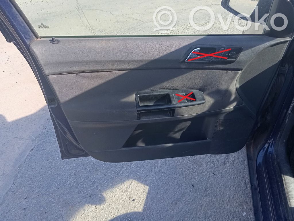 Revestimiento de puerta delantera
