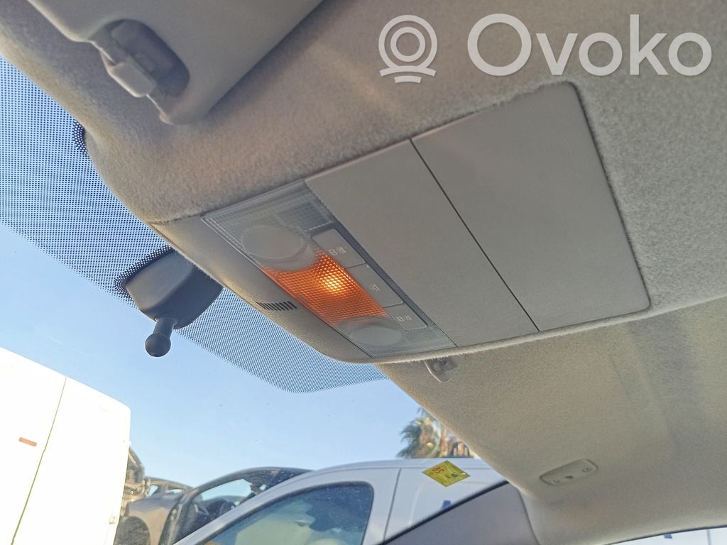 Opel Zafira B Éclairage lumière plafonnier avant