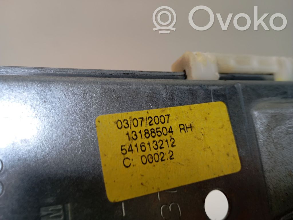 Opel Corsa D Ręczny podnośnik szyby drzwi tylnych
