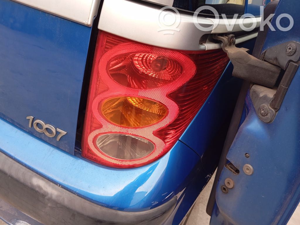 Peugeot 1007 Feux arrière / postérieurs