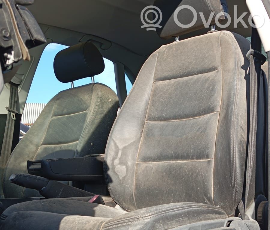 Asiento delantero del conductor