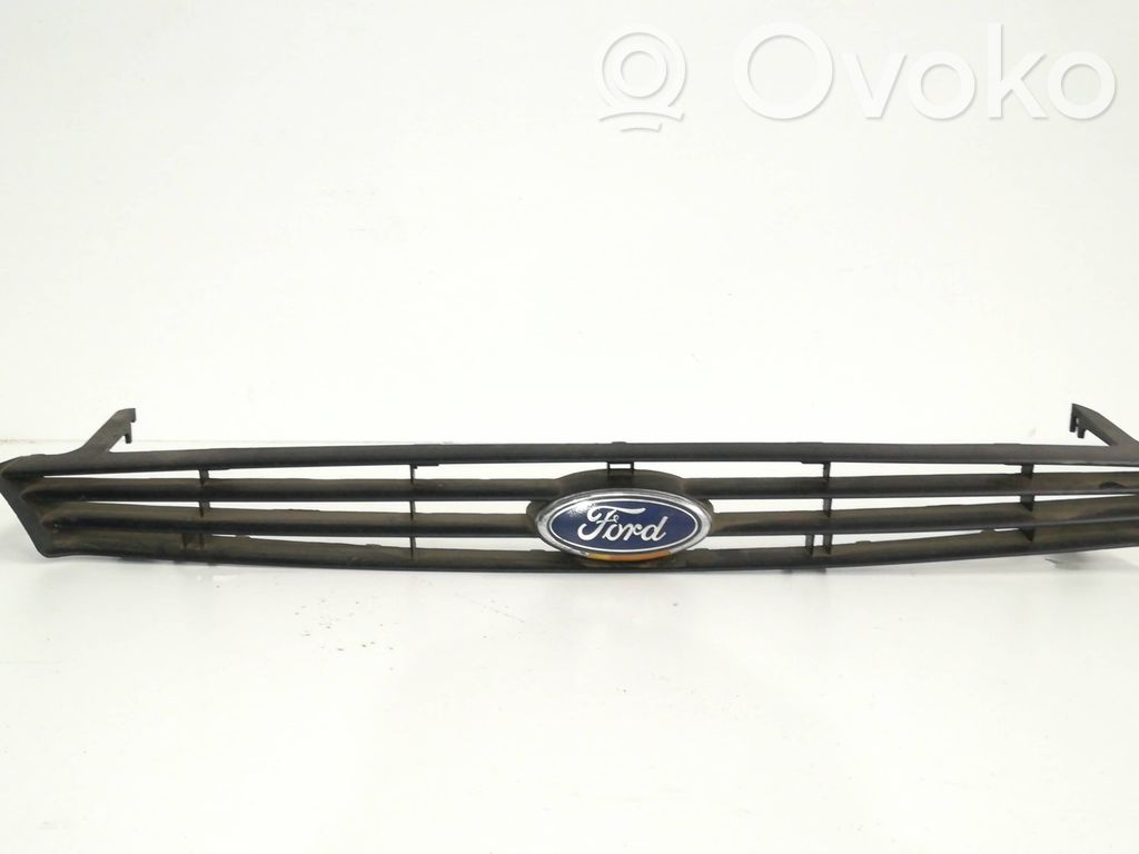 Ford Focus Grille de calandre avant
