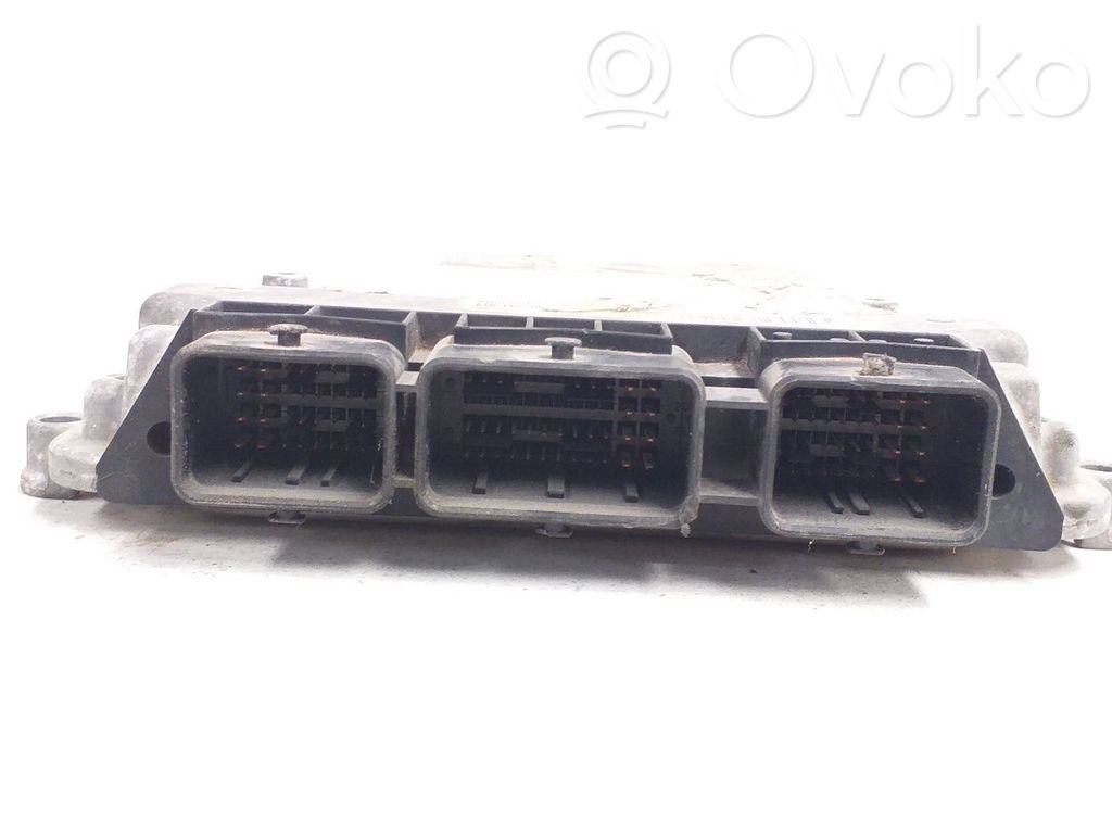Citroen C4 I Moottorin ohjainlaite/moduuli 
