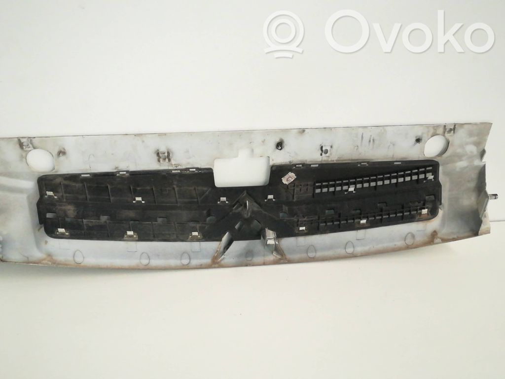 Citroen Berlingo Kühlergrill