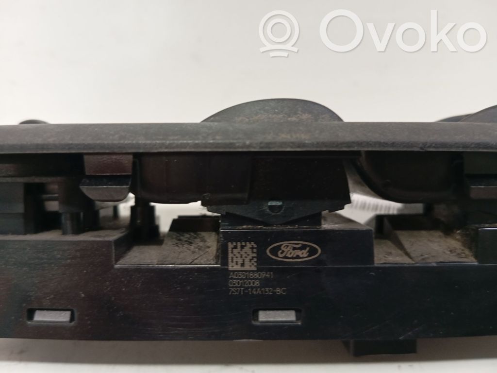 Ford S-MAX Przyciski szyb