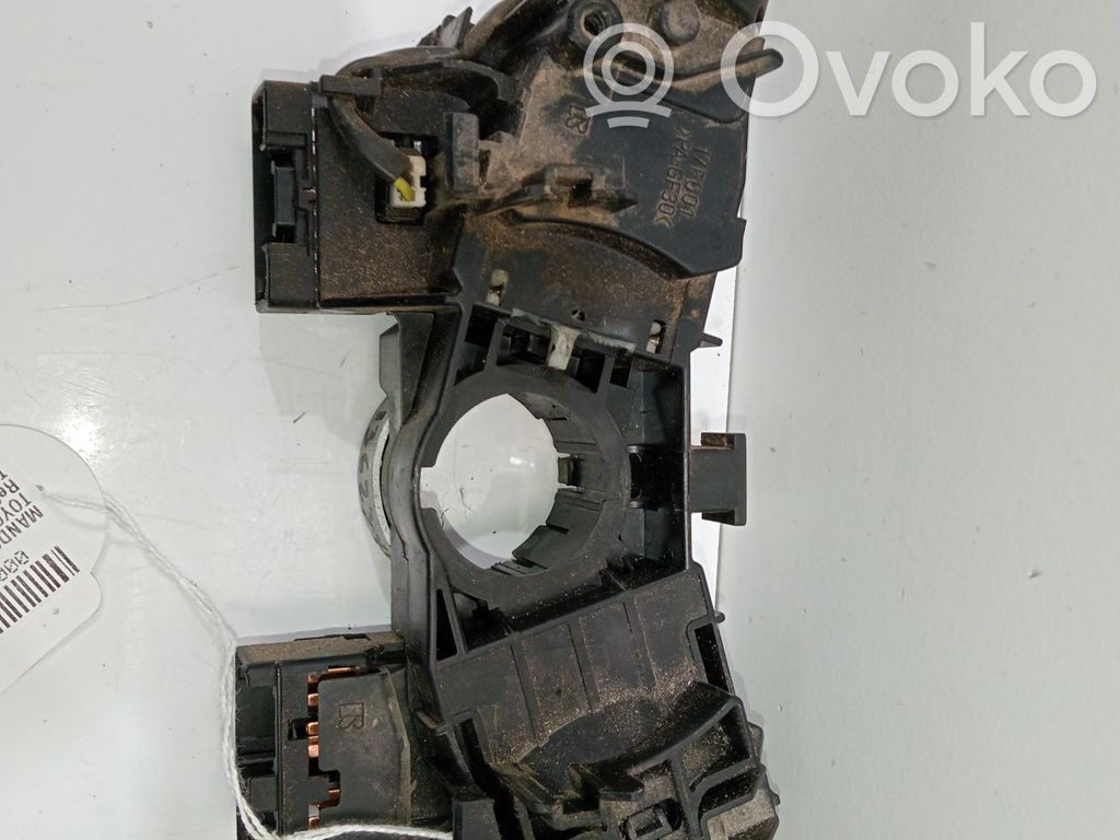 Toyota Yaris Monikäyttöinen ohjauskytkin/nuppi 