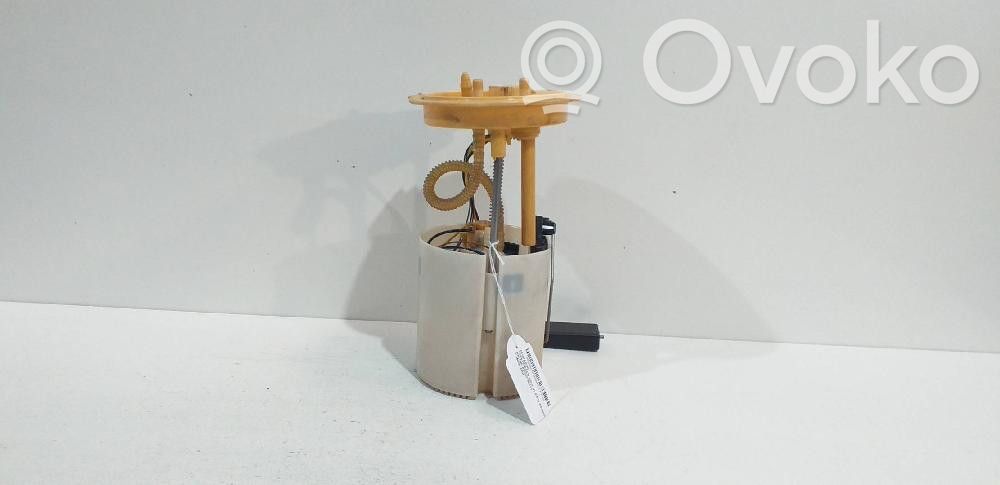 Volkswagen Golf VI Pompe à carburant 
