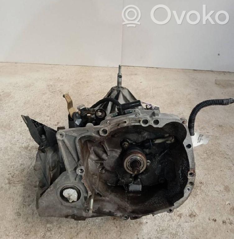 Renault Clio III Manuaalinen 5-portainen vaihdelaatikko 