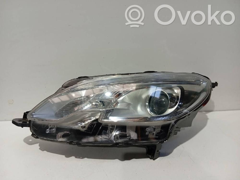 Peugeot 2008 I Faro delantero/faro principal 