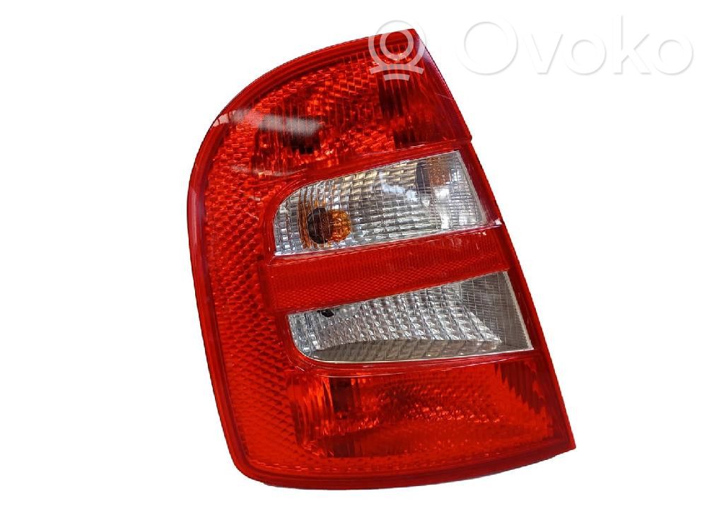 Skoda Fabia Mk1 (6Y) Lampă spate în caroserie 