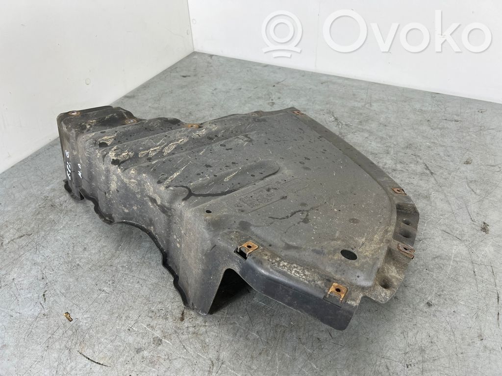 BMW 1 E82 E88 Galinio bamperio dugno apsauga 