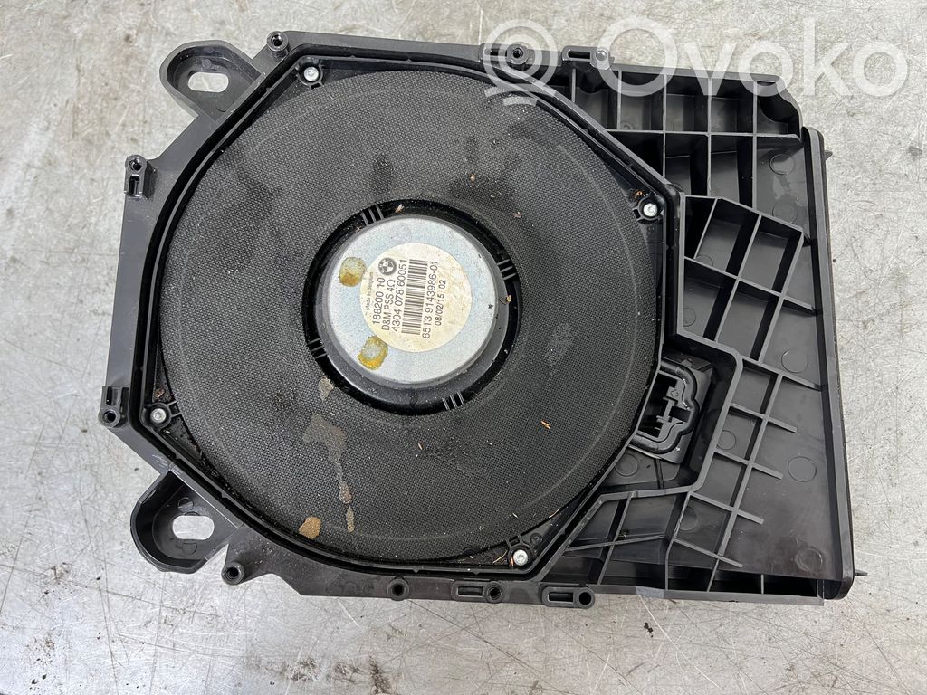 BMW 1 E82 E88 Subwoofer speaker 