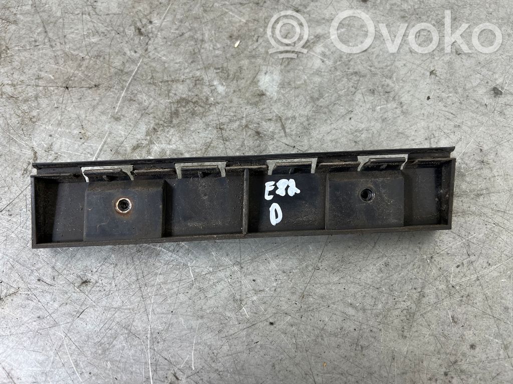 BMW 1 E82 E88 Sonstiges Einzelteil Verkleidung Schweller / Säulen 