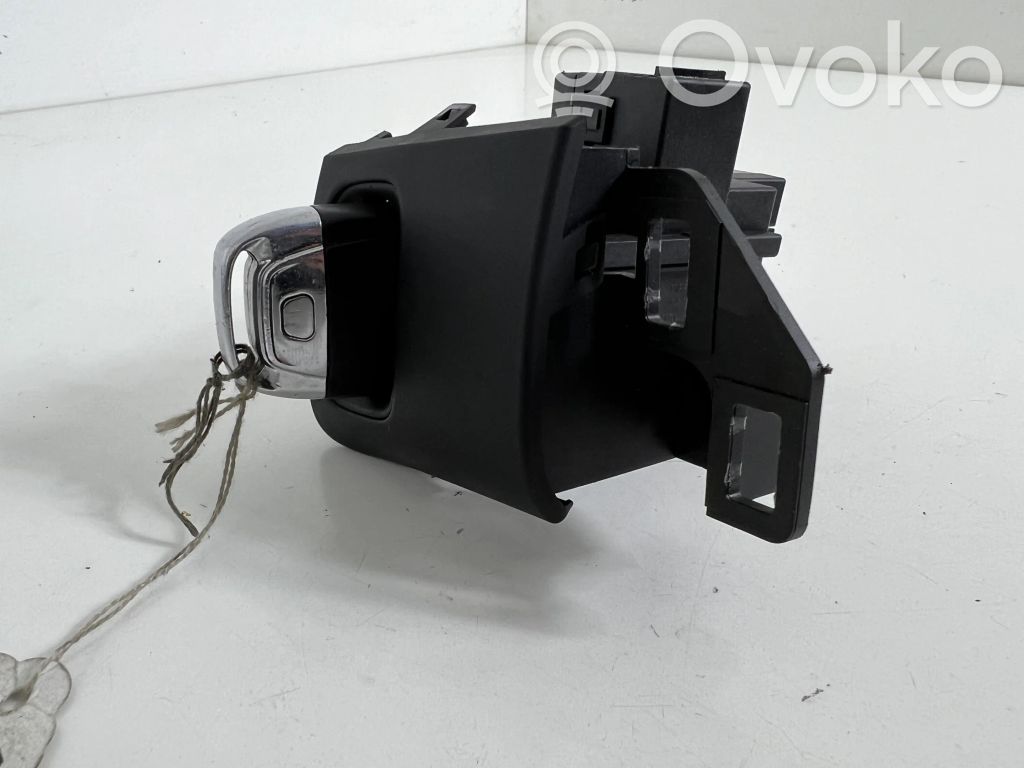Audi A4 S4 B8 8K Užvedimo kortelės skaitytuvas 