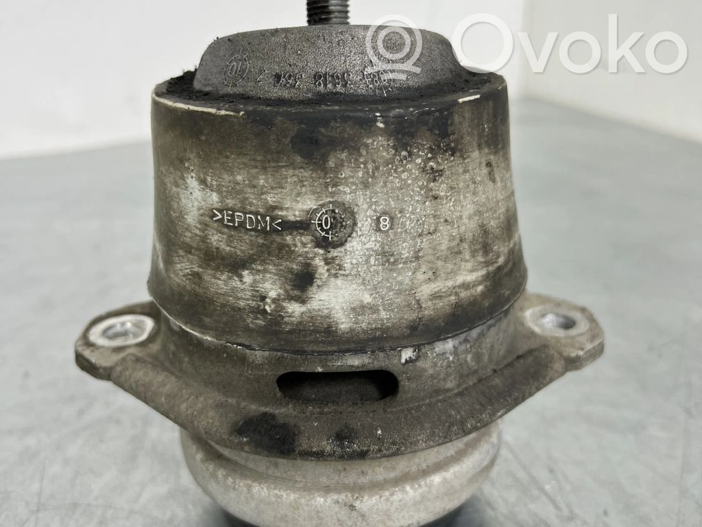 Volkswagen Touareg II Engine mount bracket 