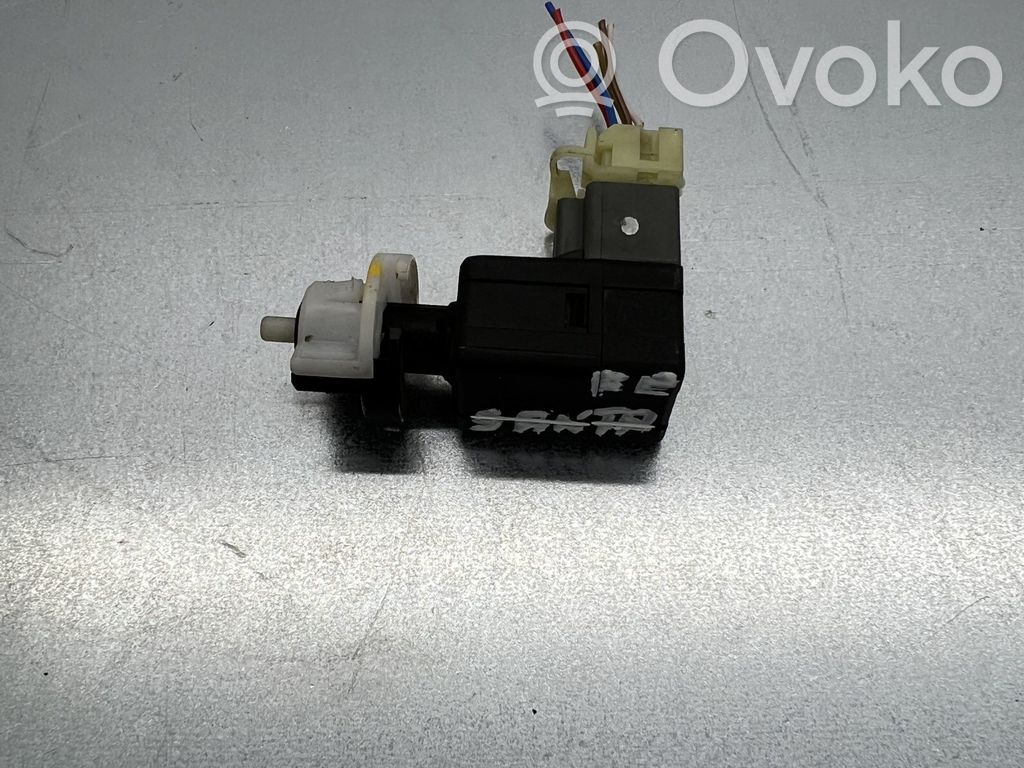 Hyundai Santa Fe Brake pedal sensor switch 