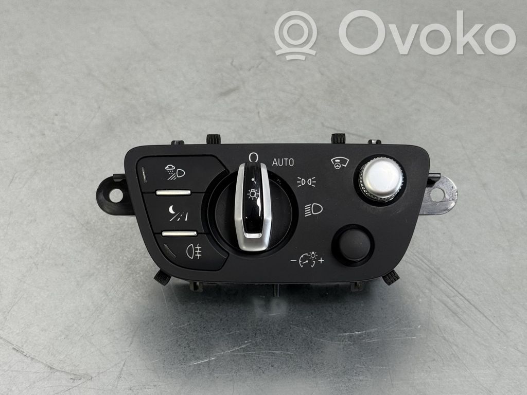 Audi Q7 4M Light switch 
