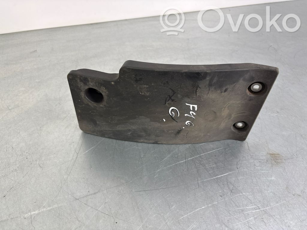 BMW 2 F46 Otros repuestos de carrocería inferior 