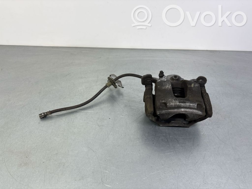 BMW 2 F46 Priekinis suportas 